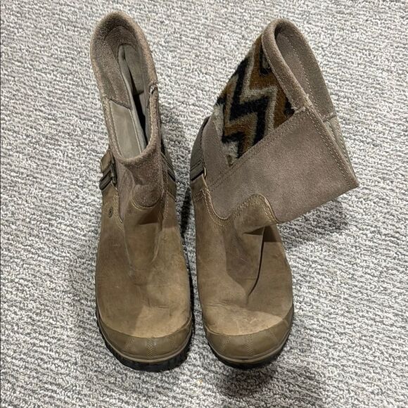 Sorel Stylish Tan Ankle Boots for Women size 8 - Picture 1 of 4